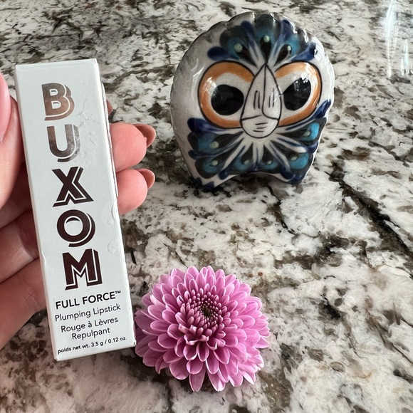 New! Buxom Full Force Plumpling Lipstick in Goddess - Picture 3 of 4